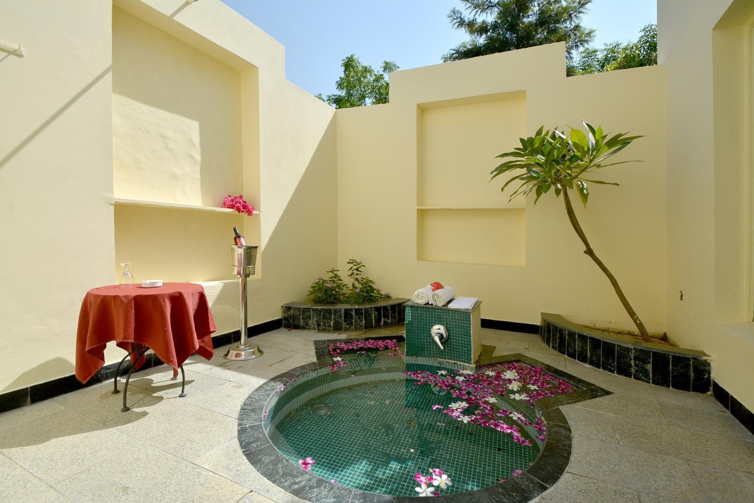 Aaram Baagh Agra On Pachar Group 27/55