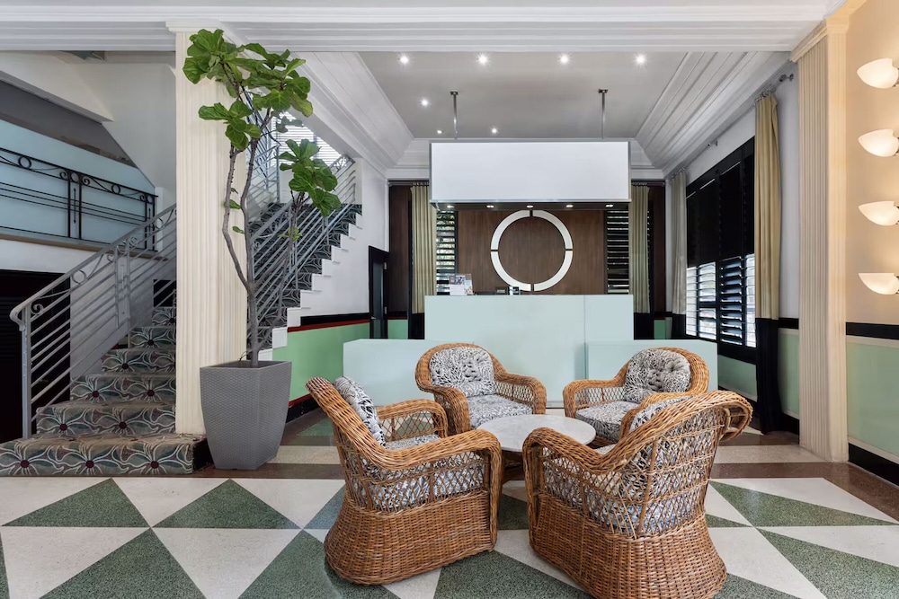 The Astor by LuxUrban 21/30