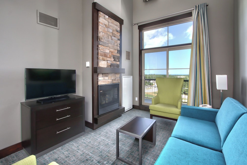 Blue Mountain Resort Mosaic Suites 32/50