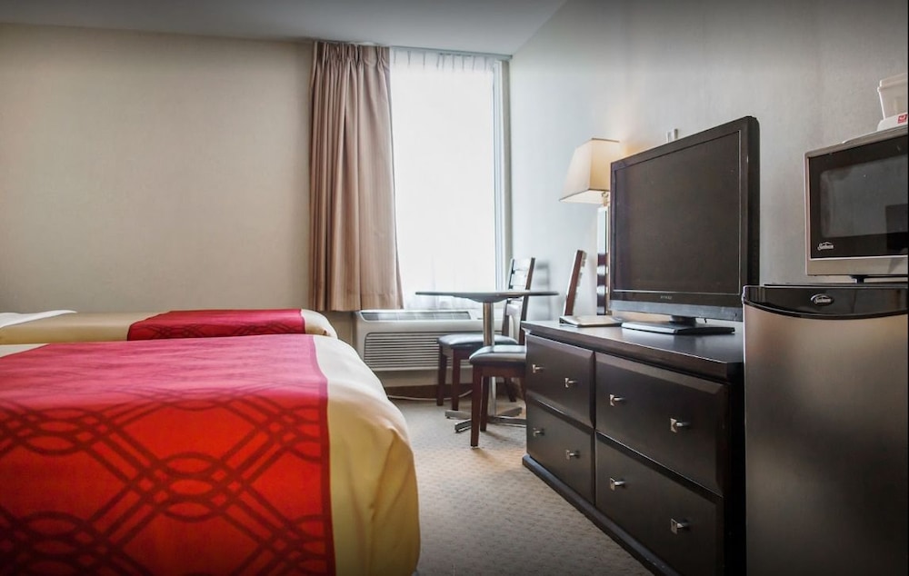 Econo Lodge Winnipeg 23/40