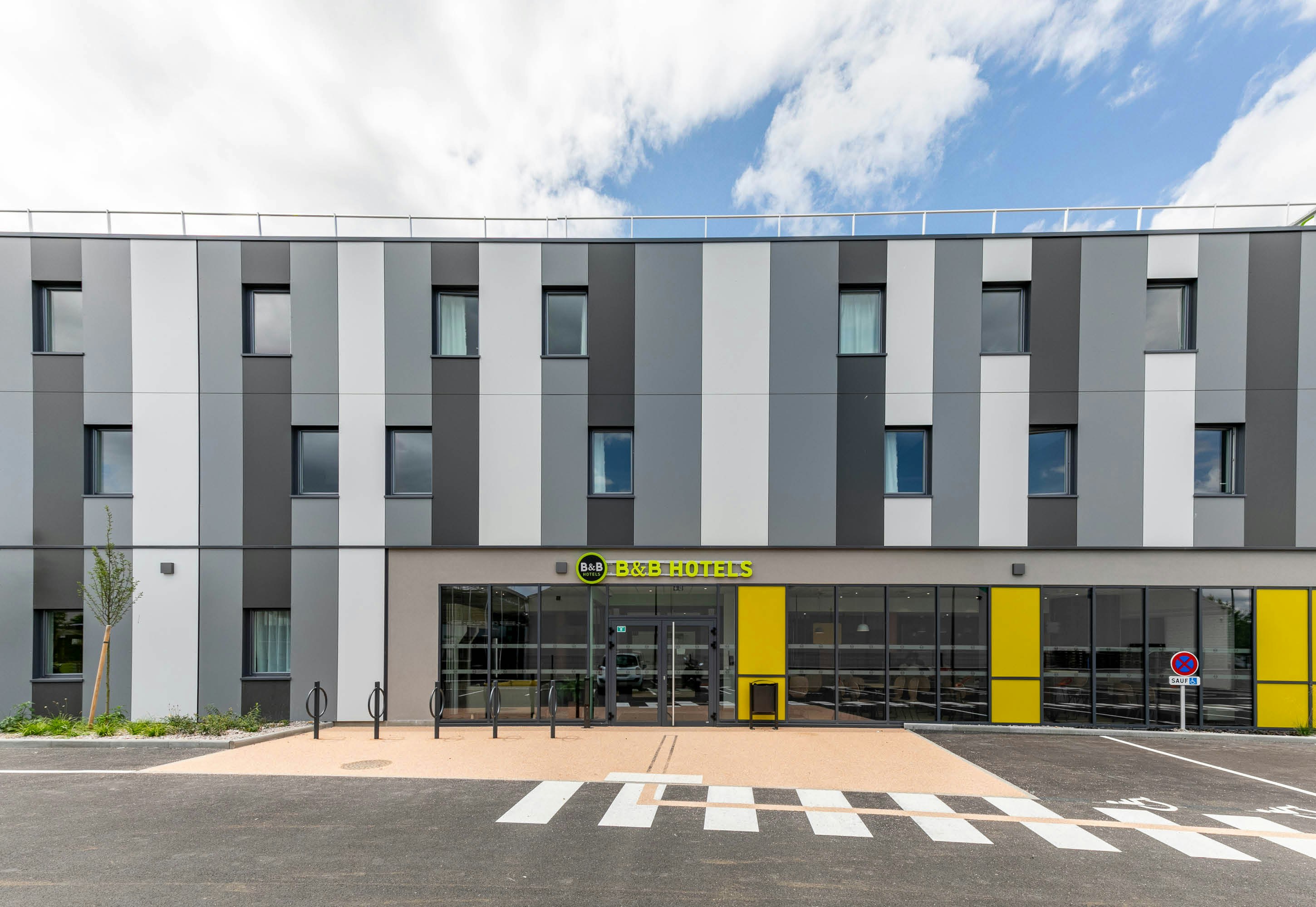 B&B Hotel Mulhouse Bale Aeroport 33/35