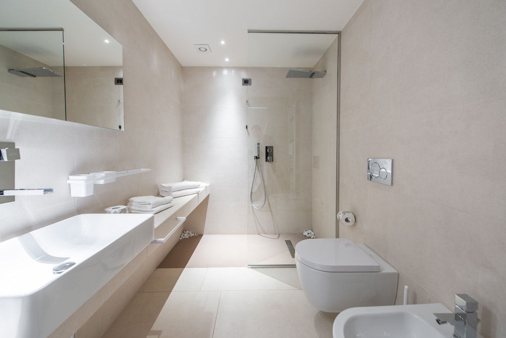 Le Funi Hotel 72/73