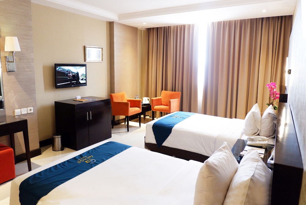 Grage Hotel Cirebon 15/71