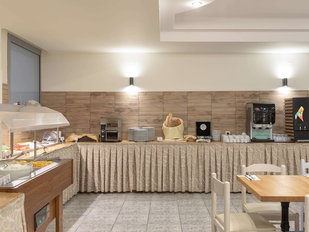 Central Hersonissos Hotel 64/73