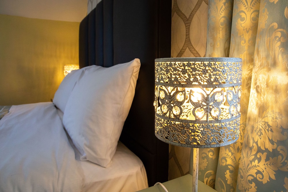 Groarty House Manor B B 36/65