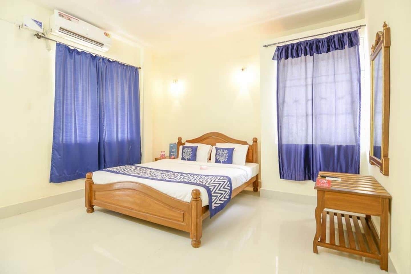 Standard, Twin Beds
