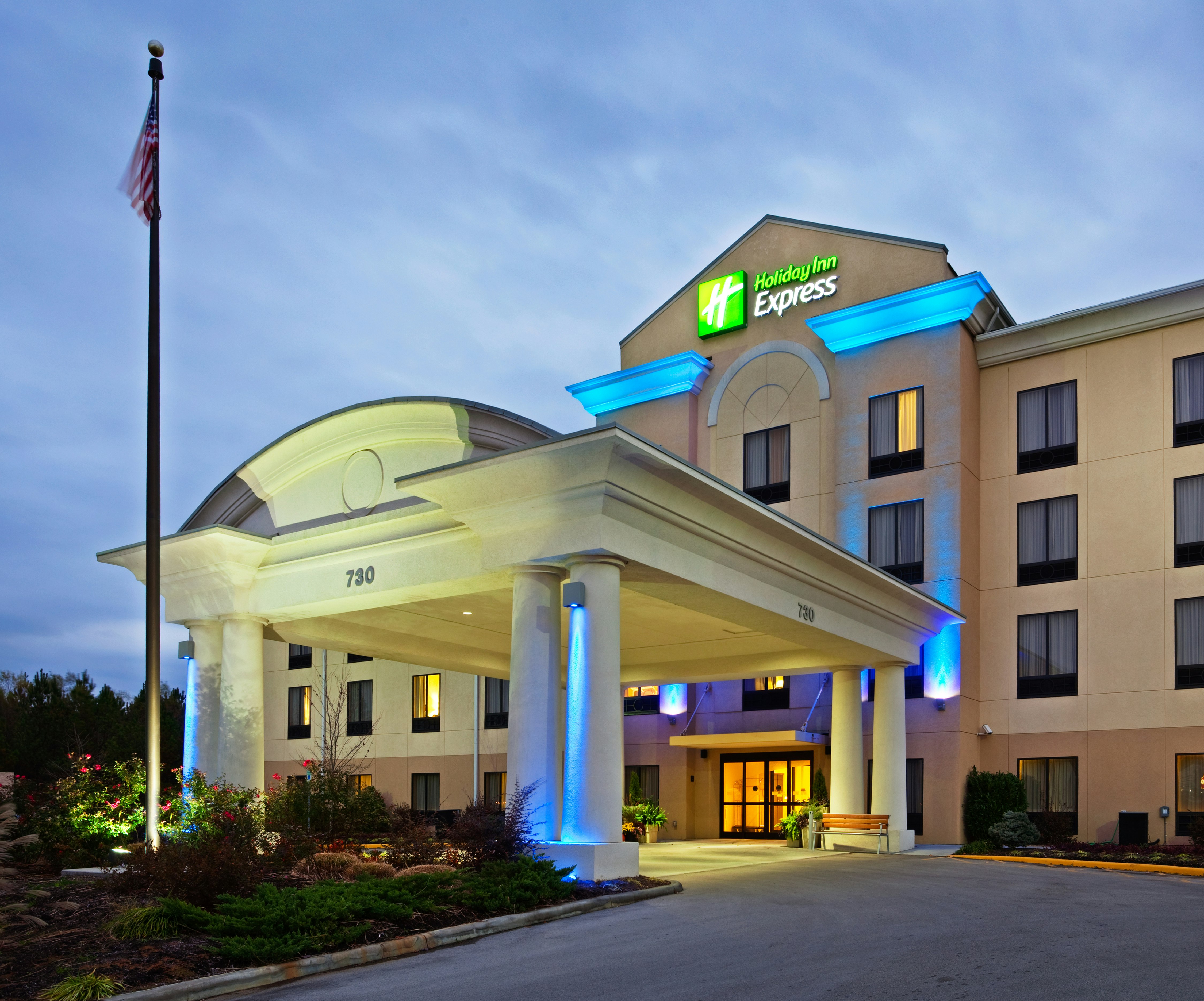 Holiday Inn Express Knoxville Strawberry Plains 4/50