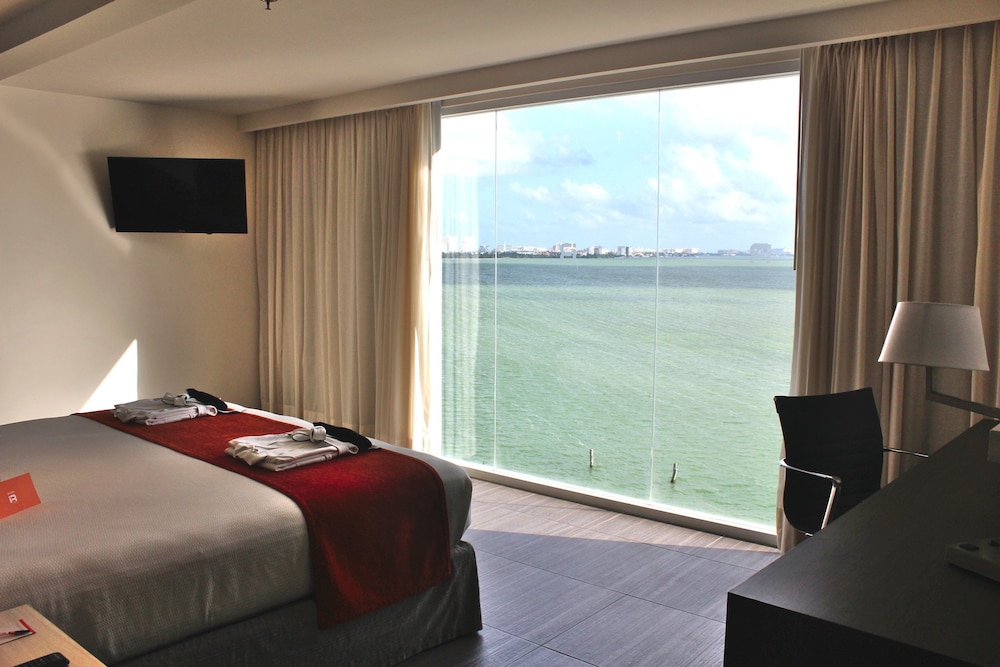 Real Inn Cancun 17/34