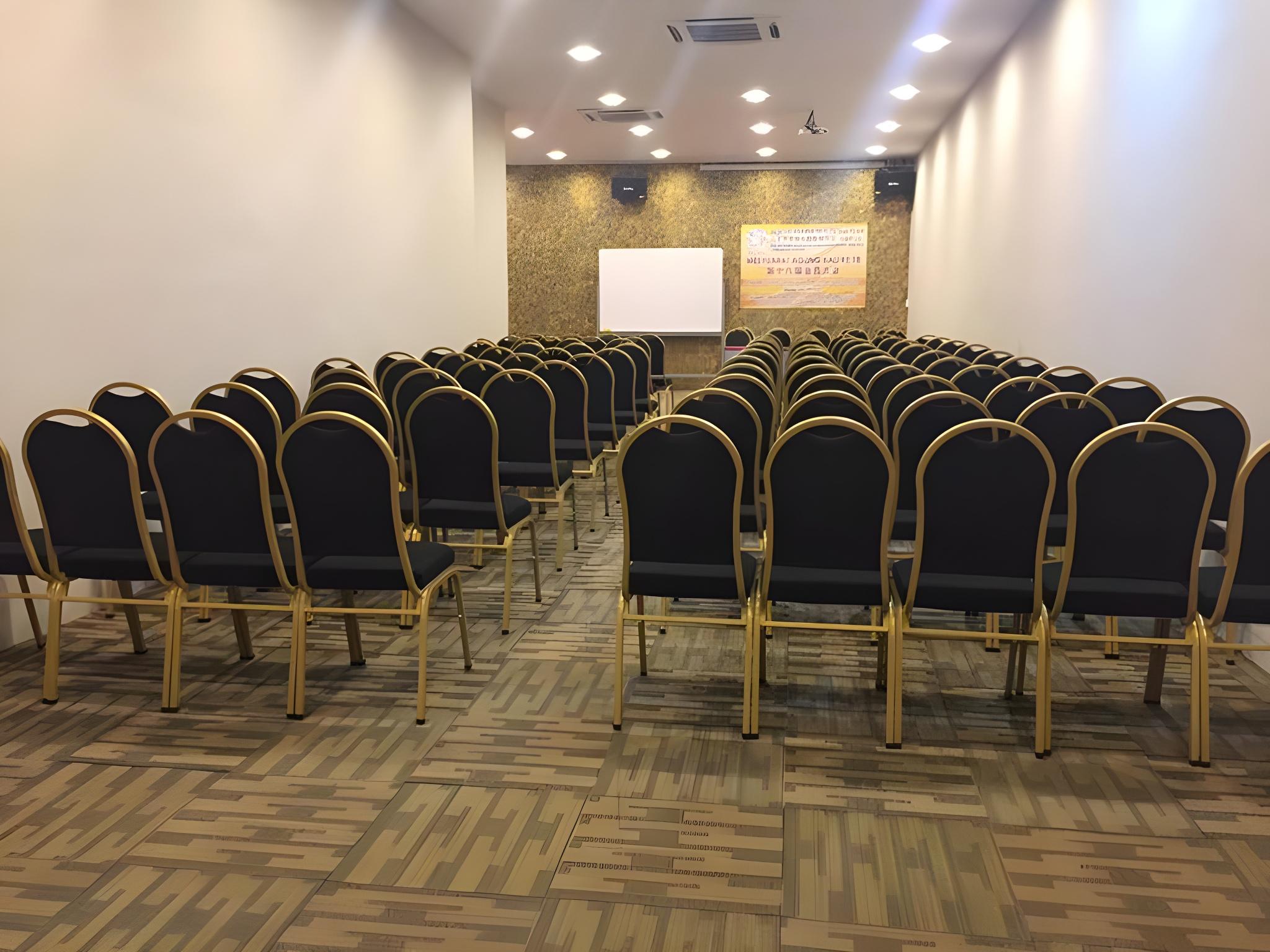 Just Hotel Batu Pahat 24/27