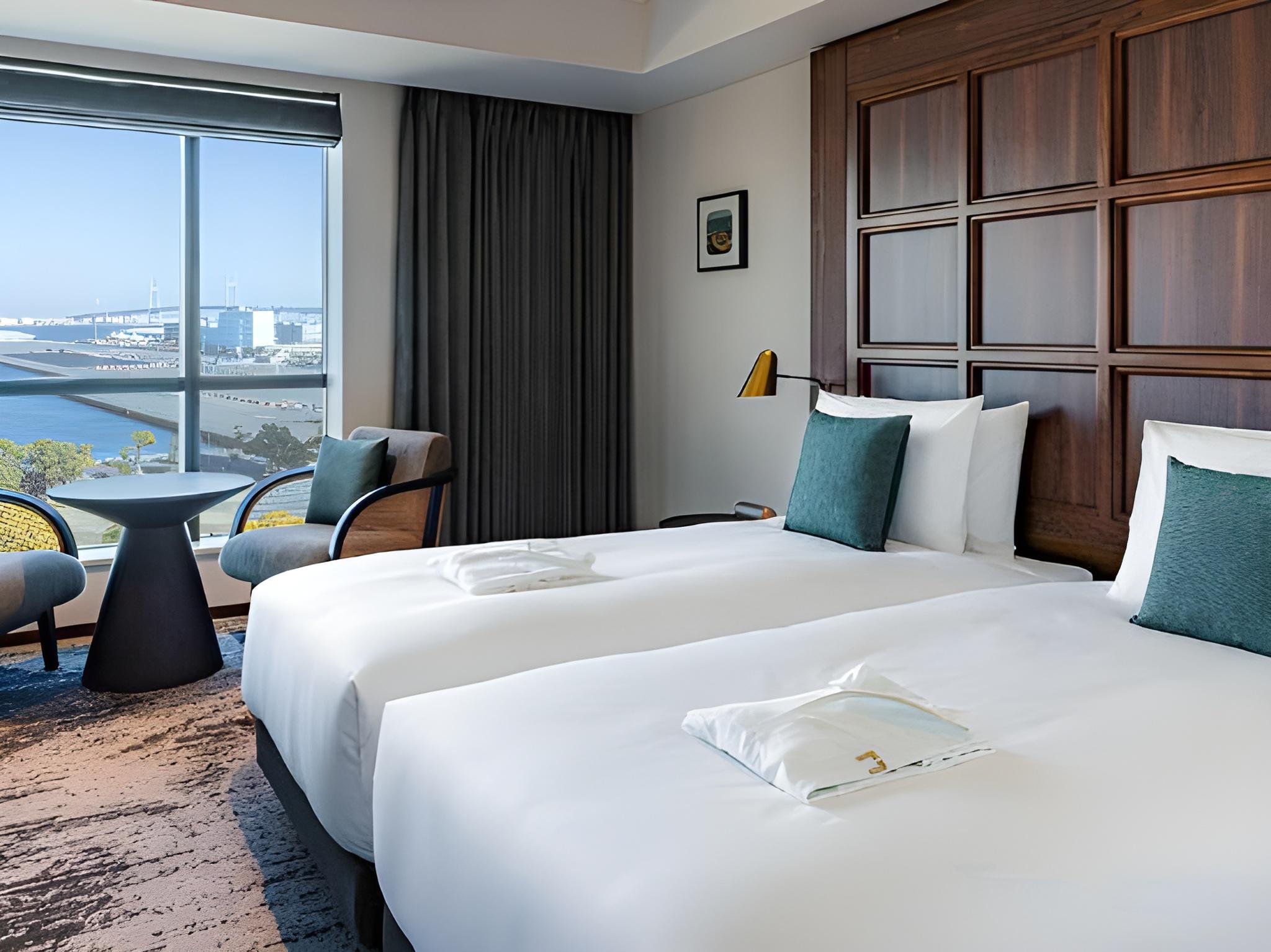 Hollywood, Classy, Twin Beds
