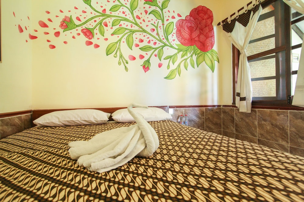 Delta Homestay 13/28