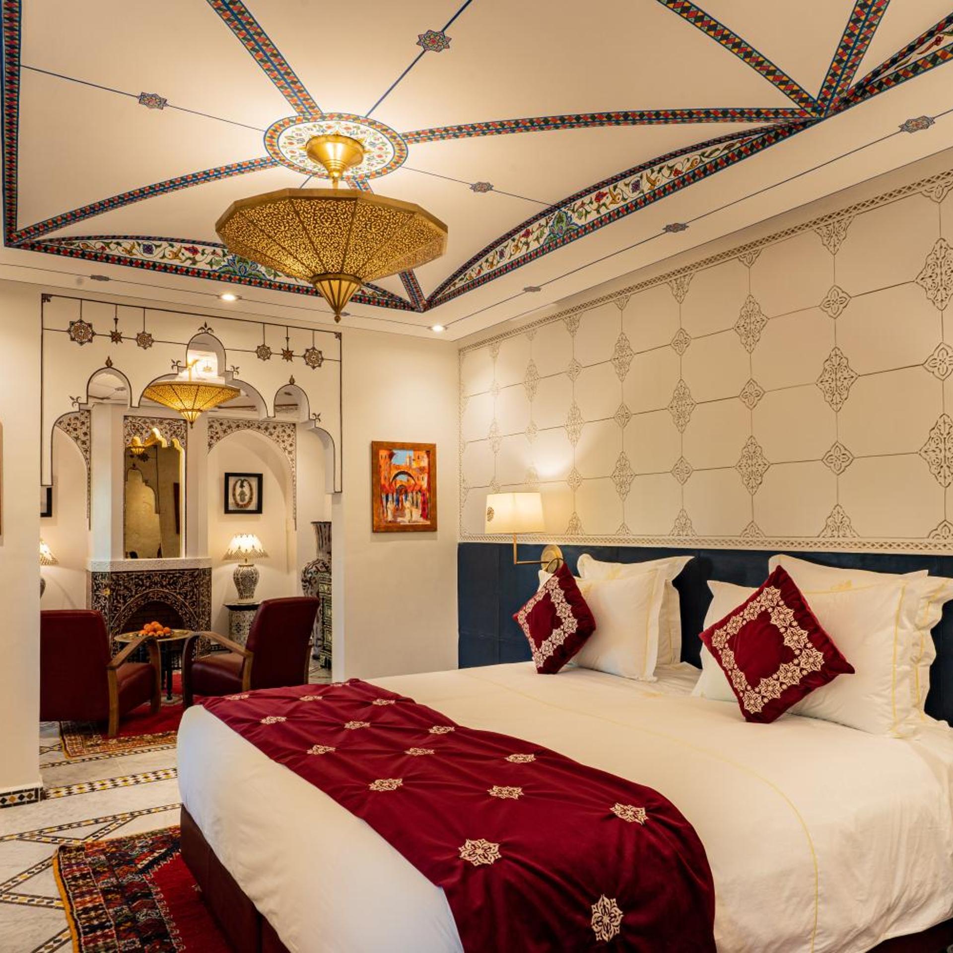 Ambassador, Suite