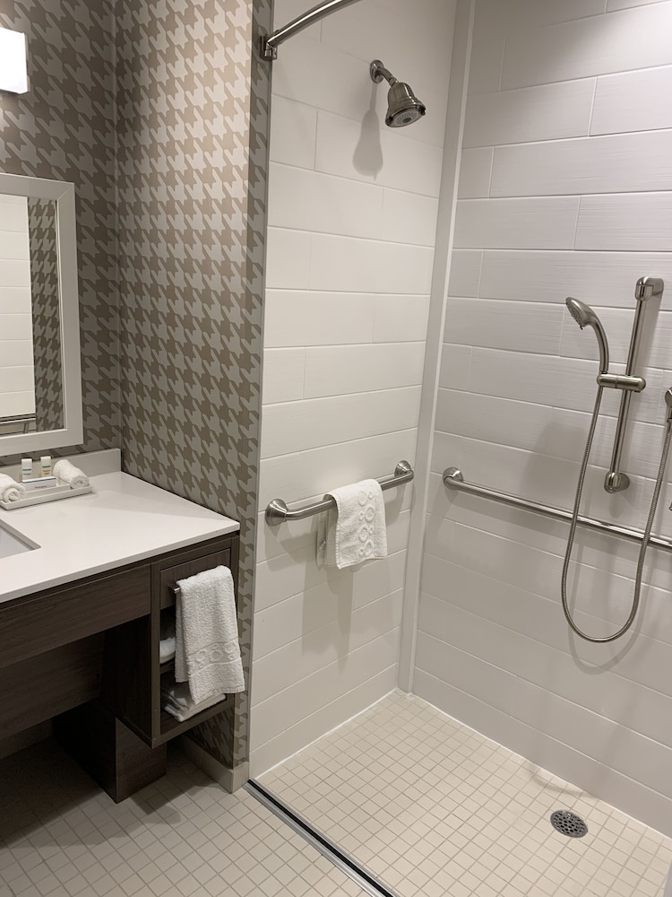 Home2 Suites By Hilton Charlotte Uptown Nc 12/58