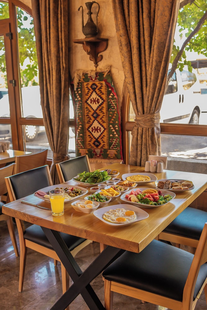Cave Hotel Saksagan 33/48