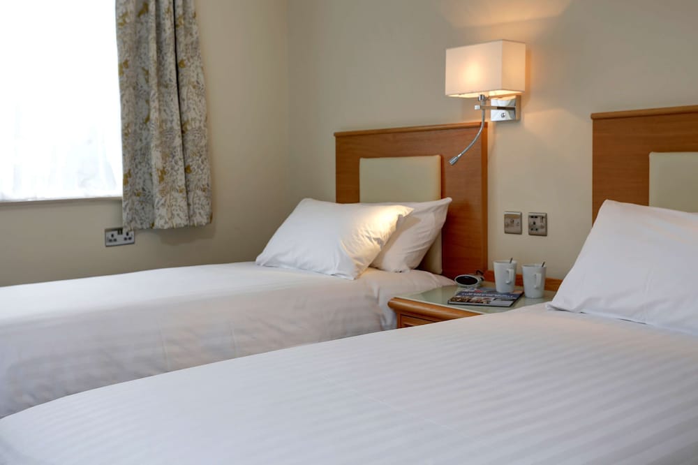 Best Western Chilworth Manor Hotel 13/53