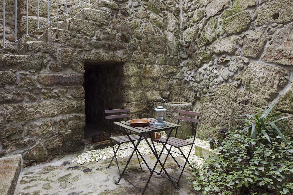 Cale Guest House 24/33