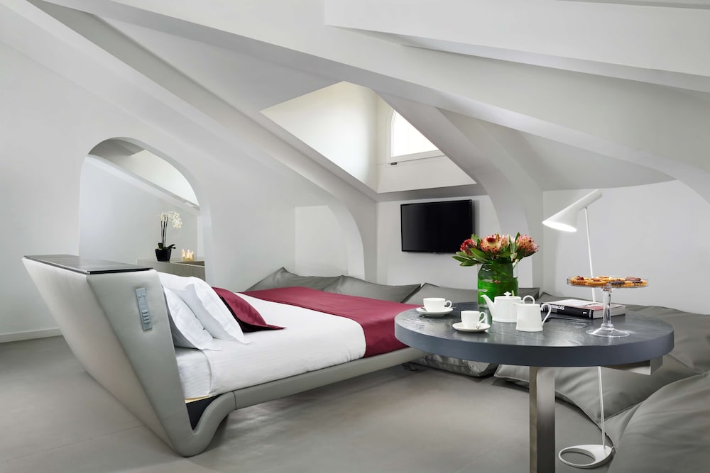 Palazzo Montemartini Rome, A Radisson Collection Hotel 27/77