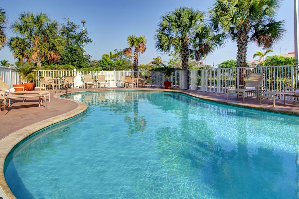 Hampton Inn Suites Ft Lauderdale West Sawgrass Tamarac Fl 3/58