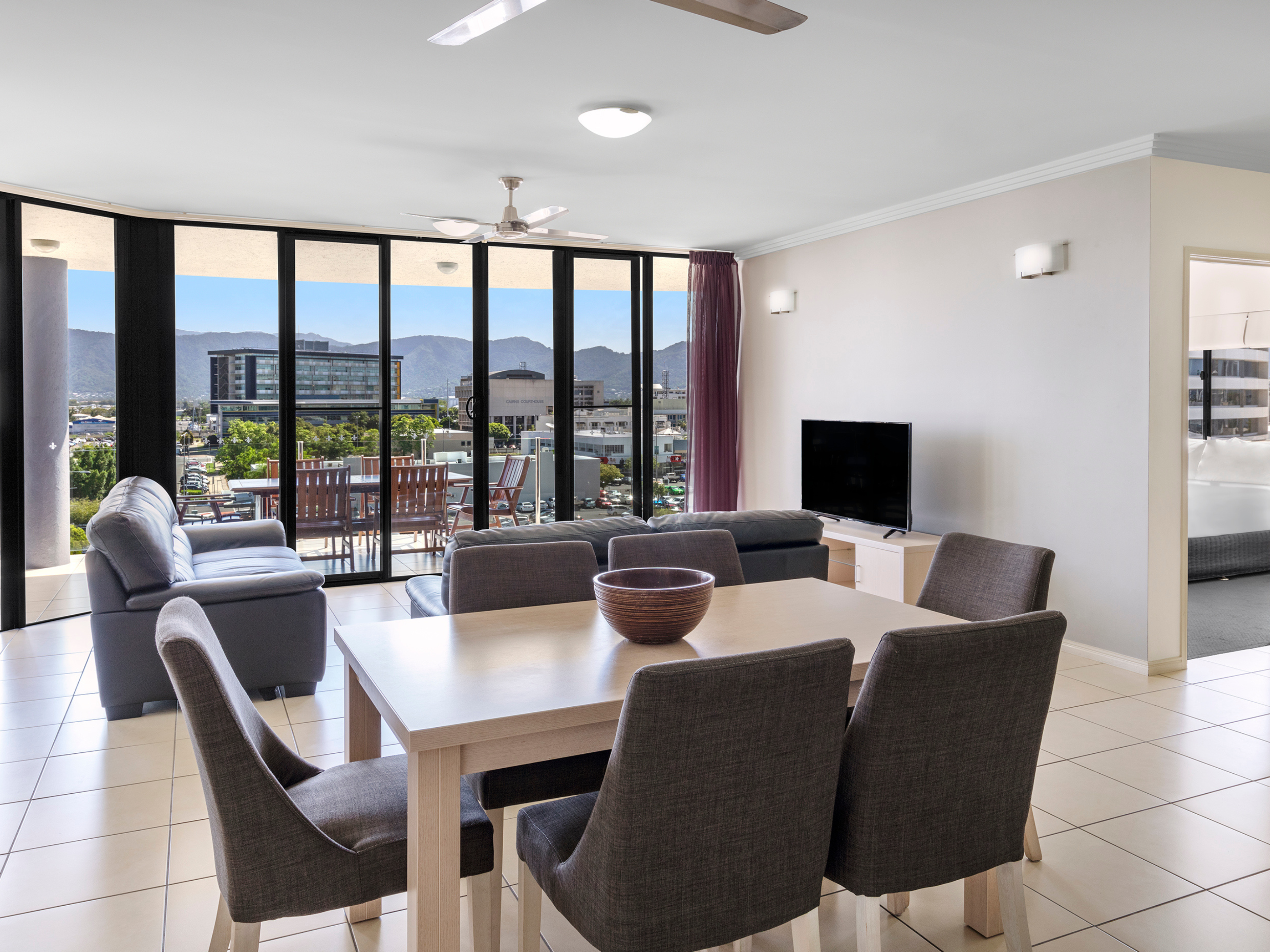 Park Regis Piermonde Apartments 27/38