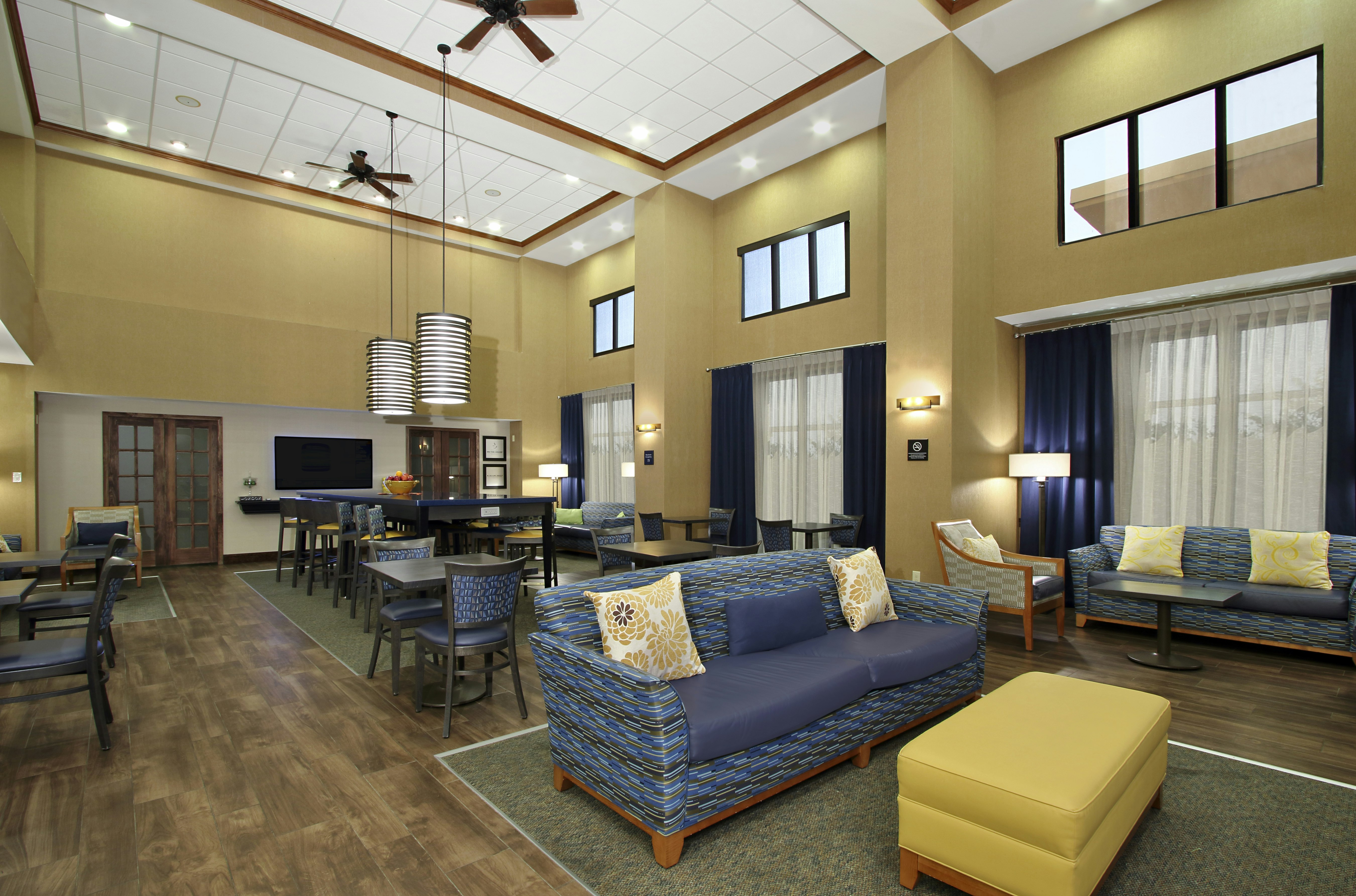 Hampton Inn & Suites Madisonville 11/20
