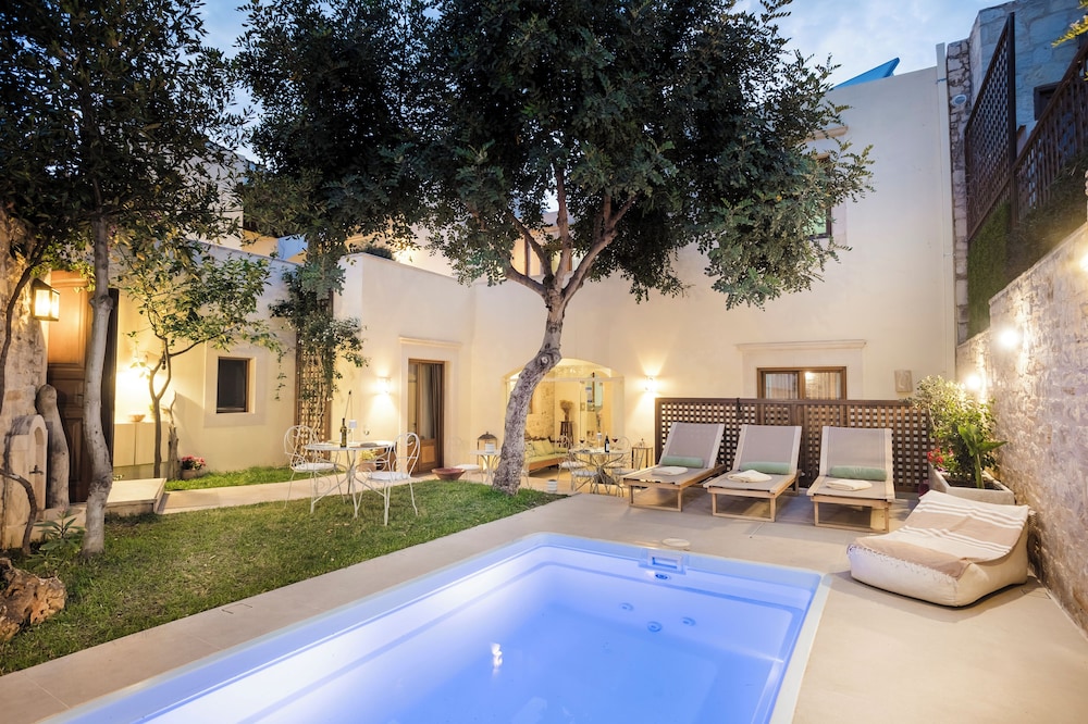 Z Boutique Hotel 43/50