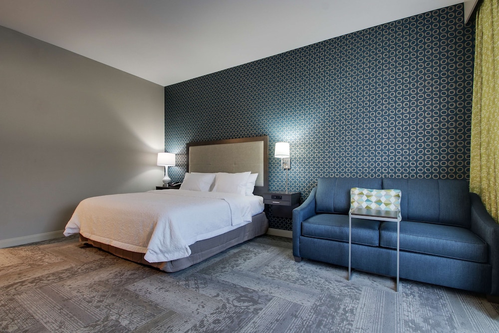 Hampton Inn Suites Knightdale Nc 24/56