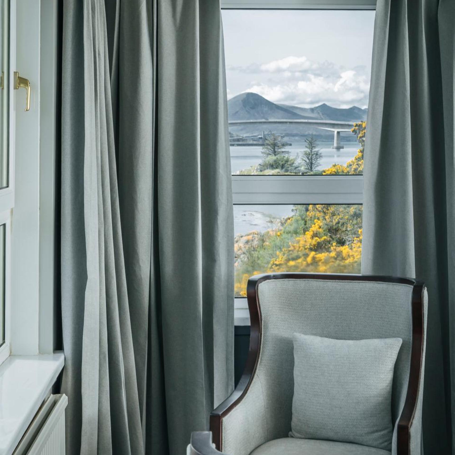 The Lochalsh 33/50