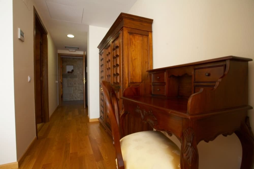 Hotel Vila Do Val 12/56