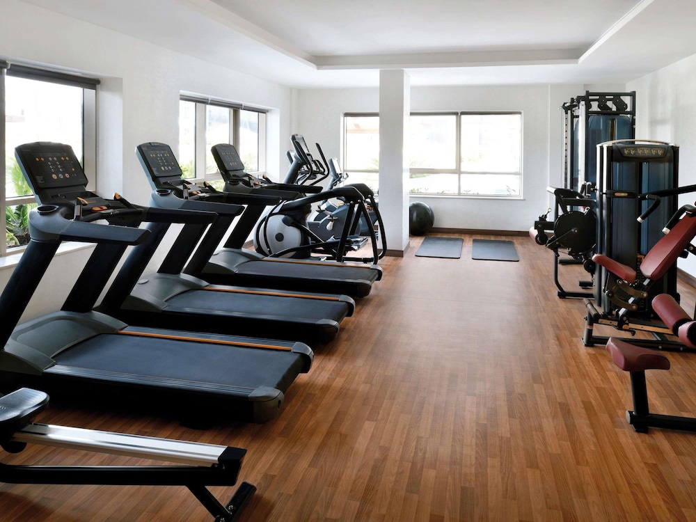 Movenpick Hotel Apartments Downtown Dubai 40/64