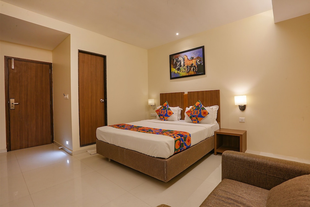 Fabhotel Hyson International Midc 20/47