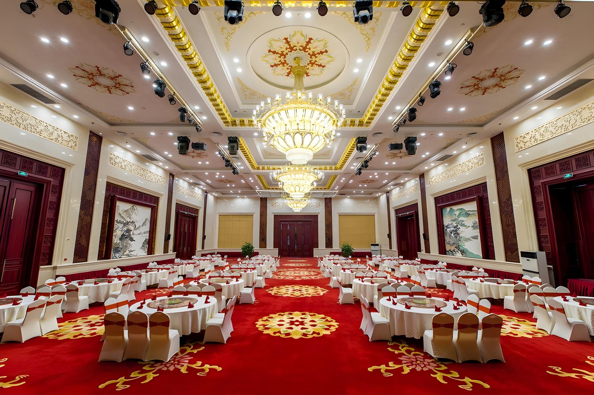 Shanxi Hotel 16/24