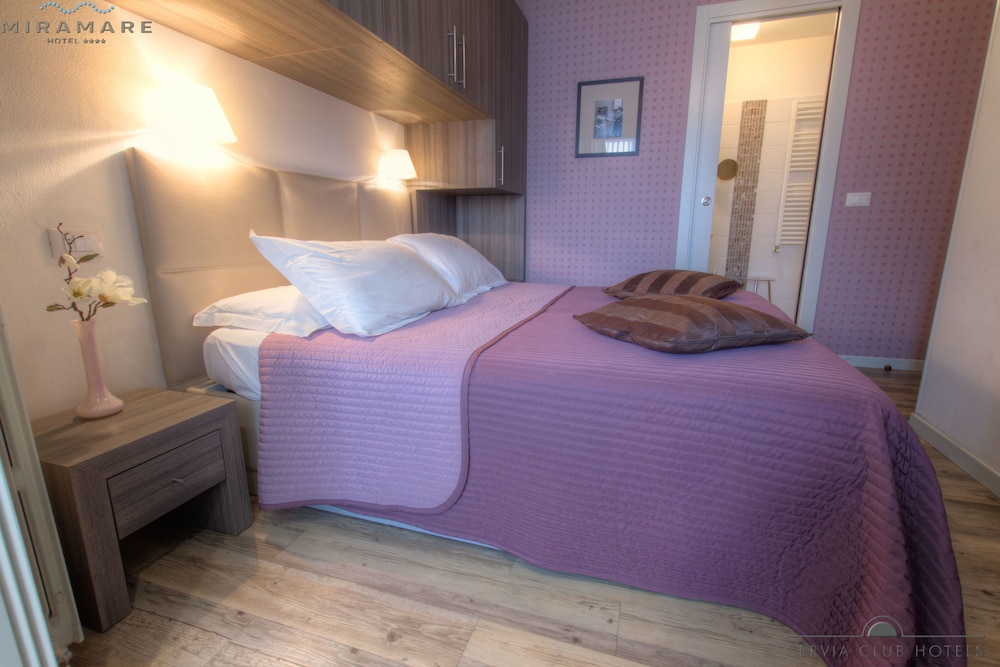 HOTEL MIRAMARE 17/70