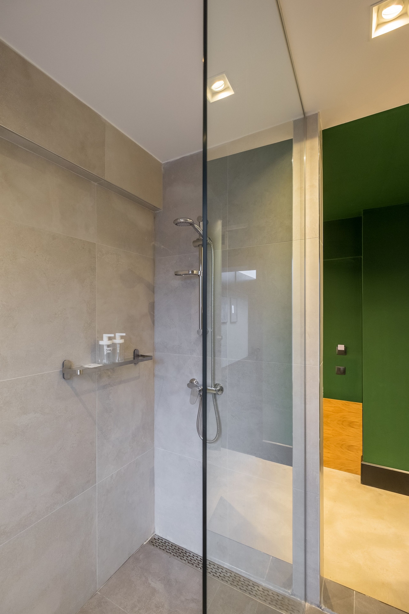 غرفة ديلوكس بسريرين منفصلين، R34 Boutique Hotel 5/6