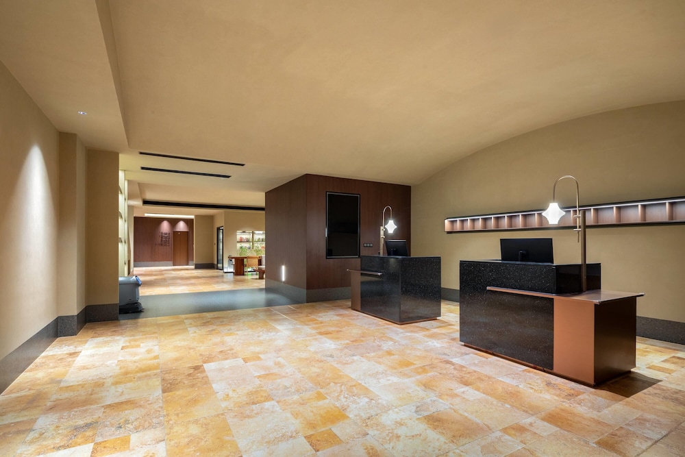 Days Inn by Wyndham Liupanshui Railway Station 8/32