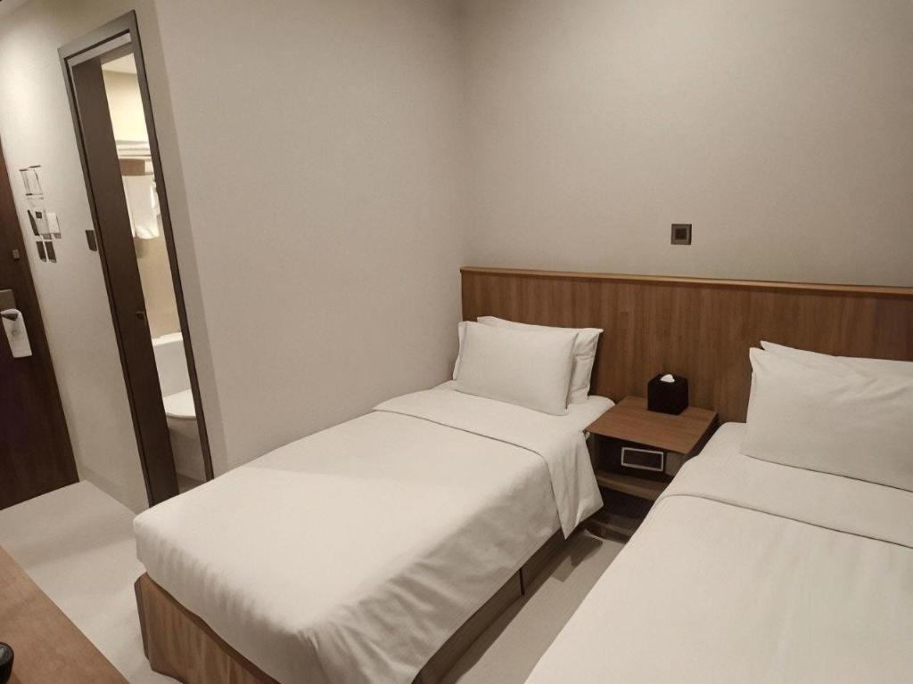 WE Hotel Kowloon 17/44