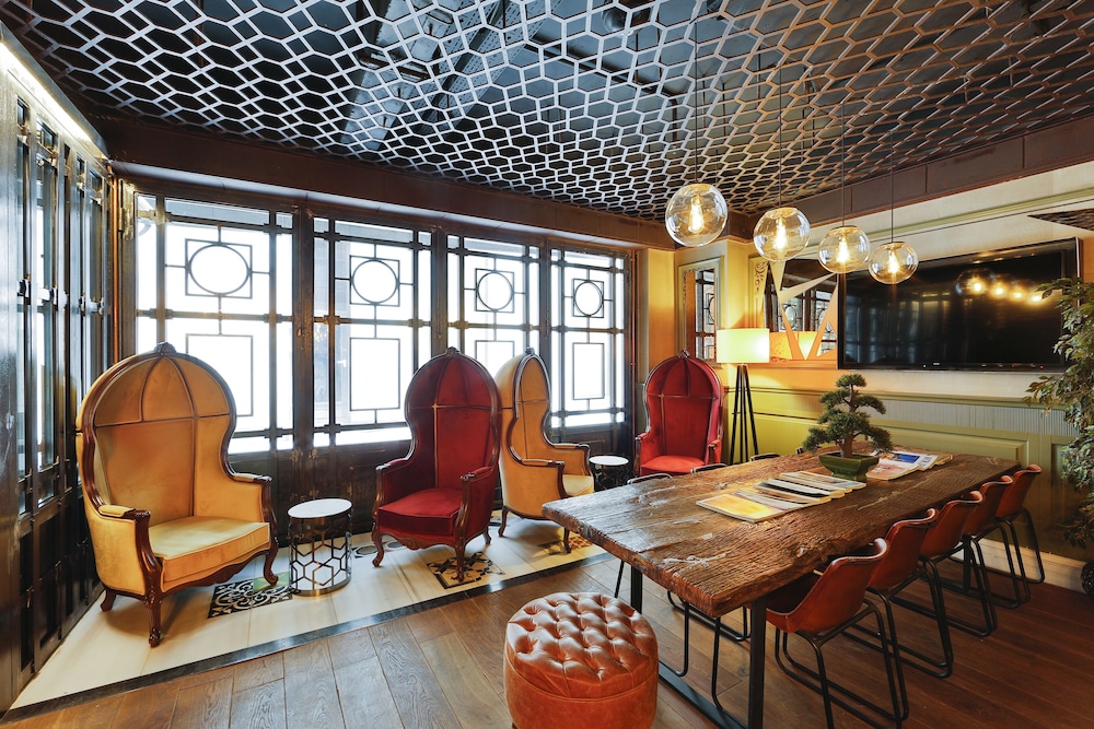 Sanat Hotel Pera 44/55