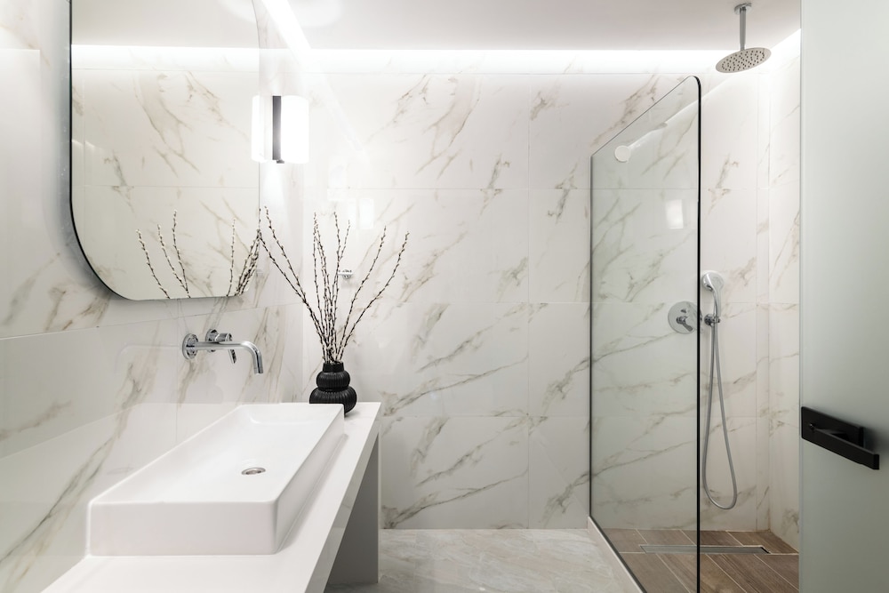 Elegance Luxury Executive Suites - Adults Only 54/58