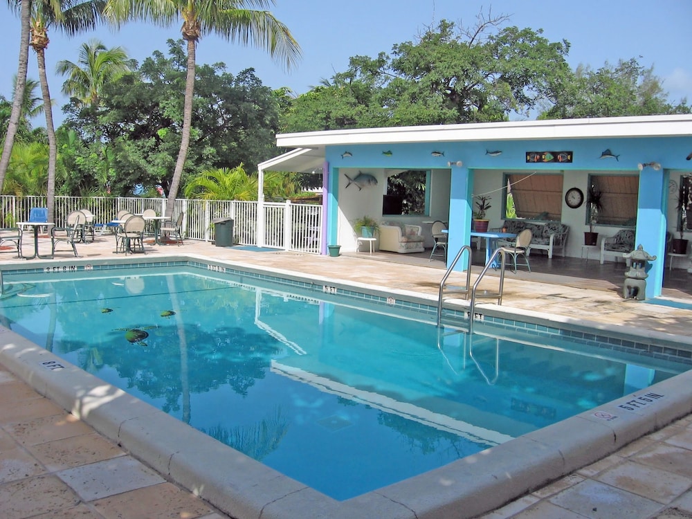 Coconut Cay Resort &amp; Marina 50/78
