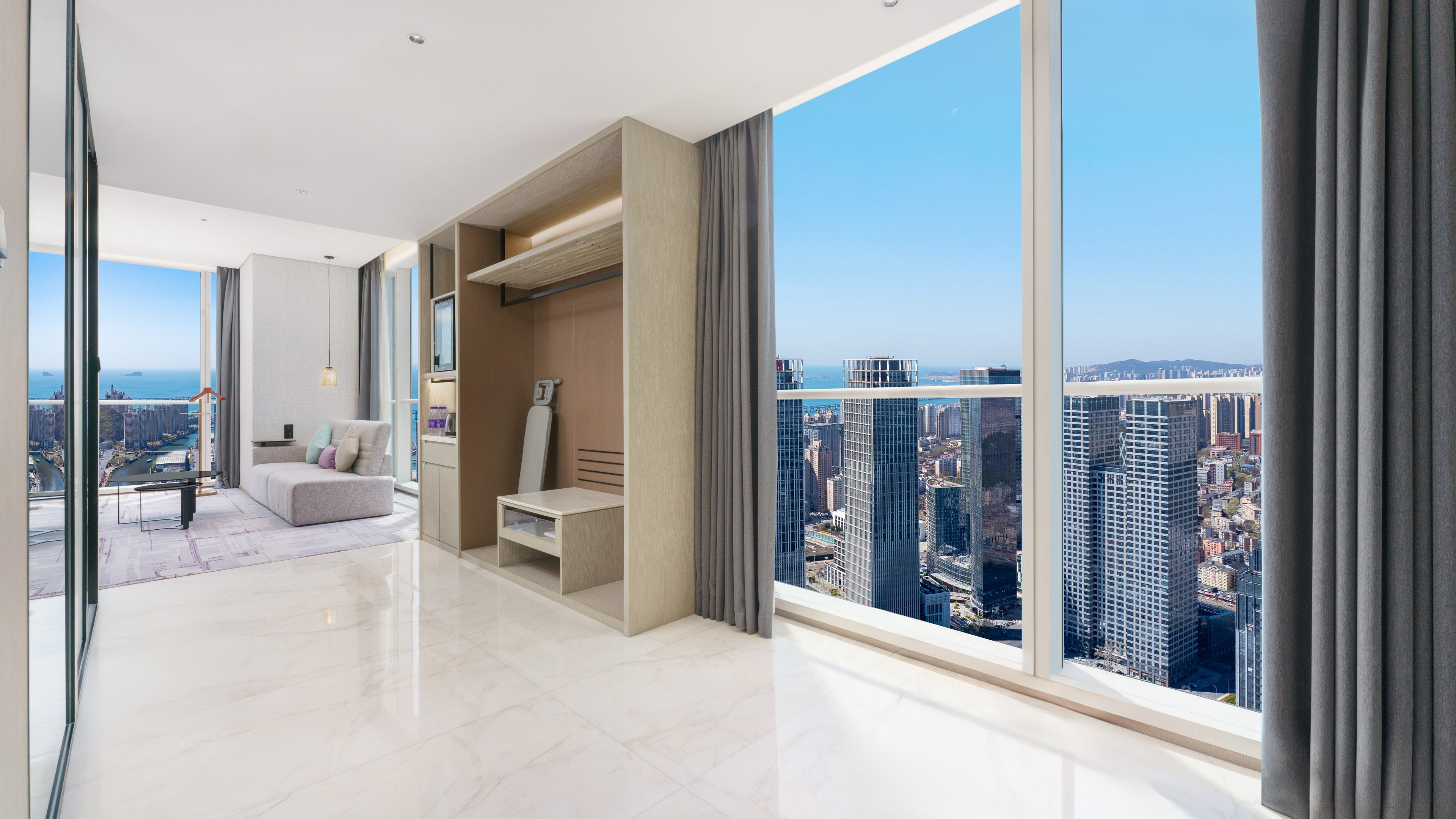 Crowne Plaza Dalian Xinghai 29/70