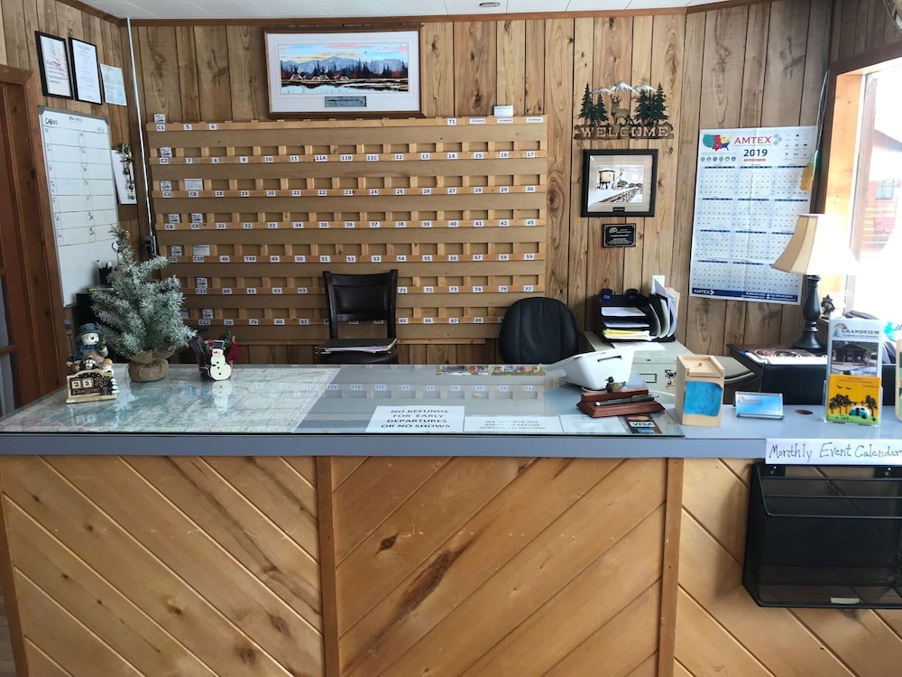 Grandview Cabins & RV Resort 6/50