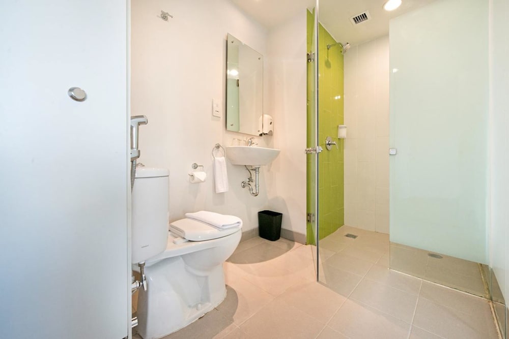 Whiz Prime Hotel Hasanuddin Makassar 18/36
