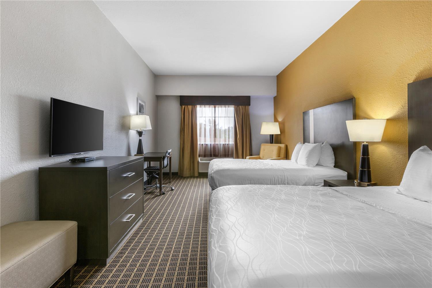 غرفة بسريرين كوين، Best Western Plus Lampasas Inn and Suites 2/4