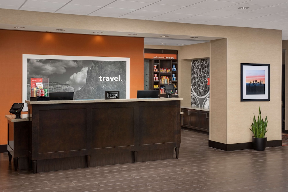 Hampton Inn & Suites Phoenix Tempe 9/42