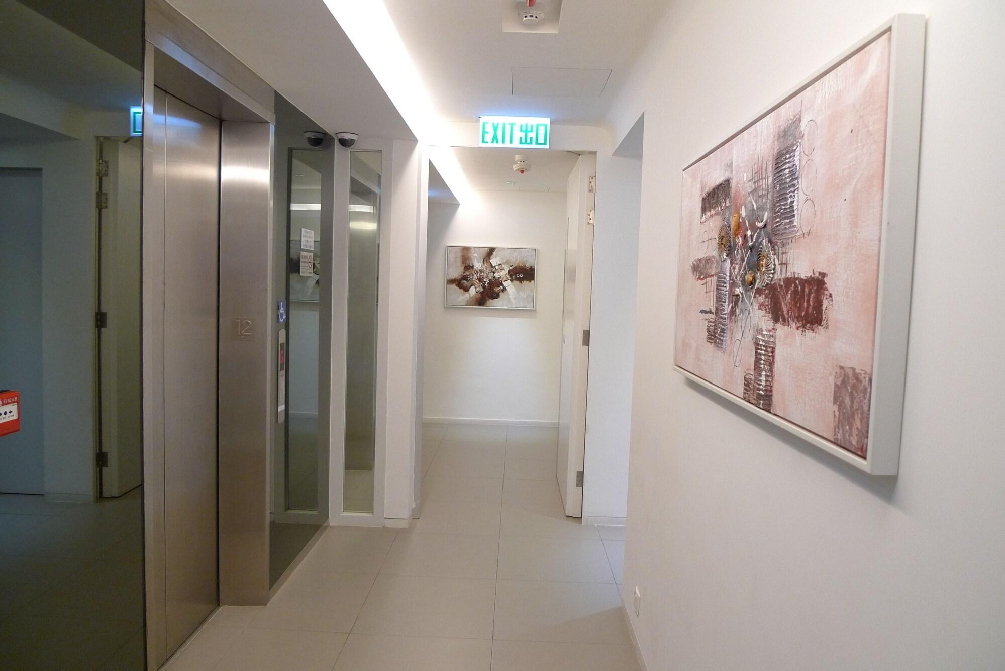 60 West Hotel 42/63