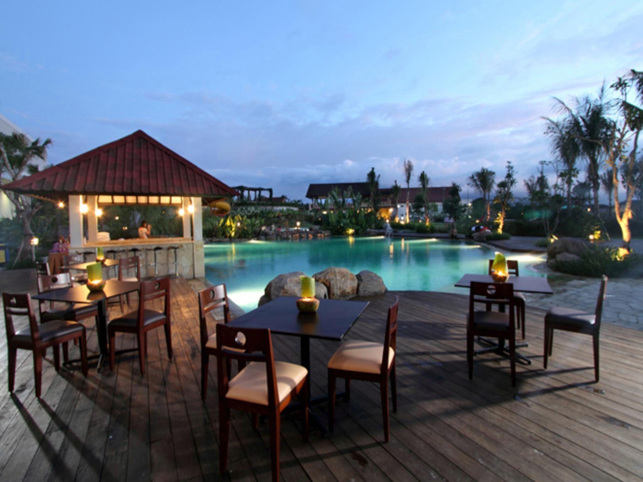 SUTAN RAJA RESORT AND CONVENTION CENTER 28/36