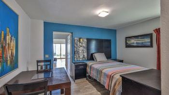 1 Bedroom, Apartment, Ocean Front