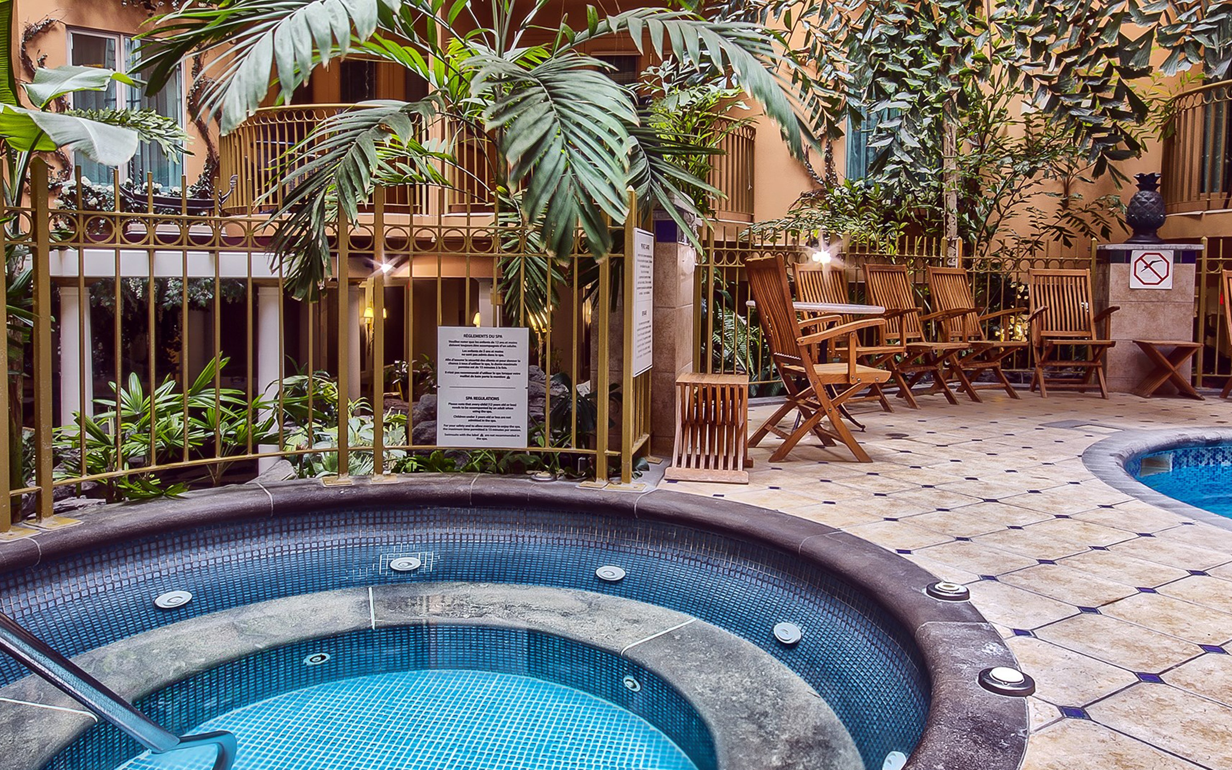 Palace Royal Hotel 73/79