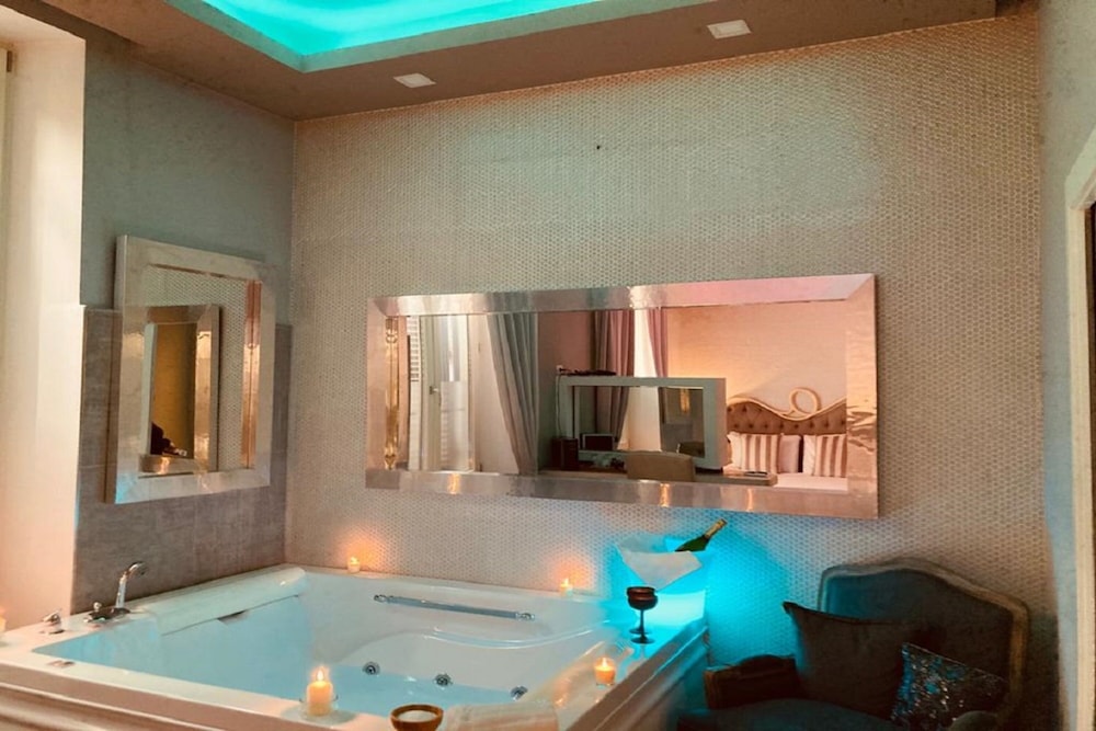 Corso Boutique Luxury Rooms 27/48