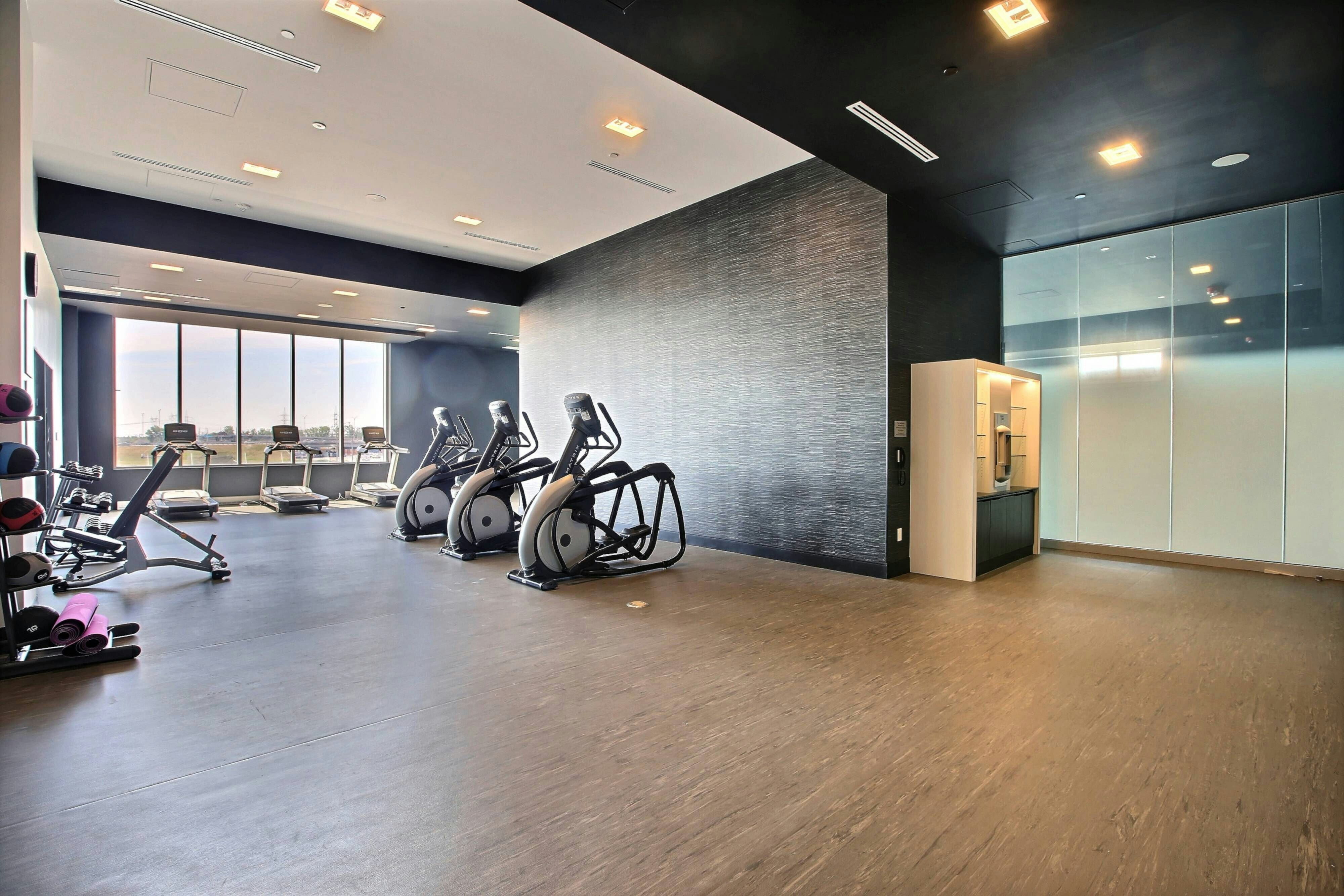 Courtyard by Marriott Montreal Brossard 8/14