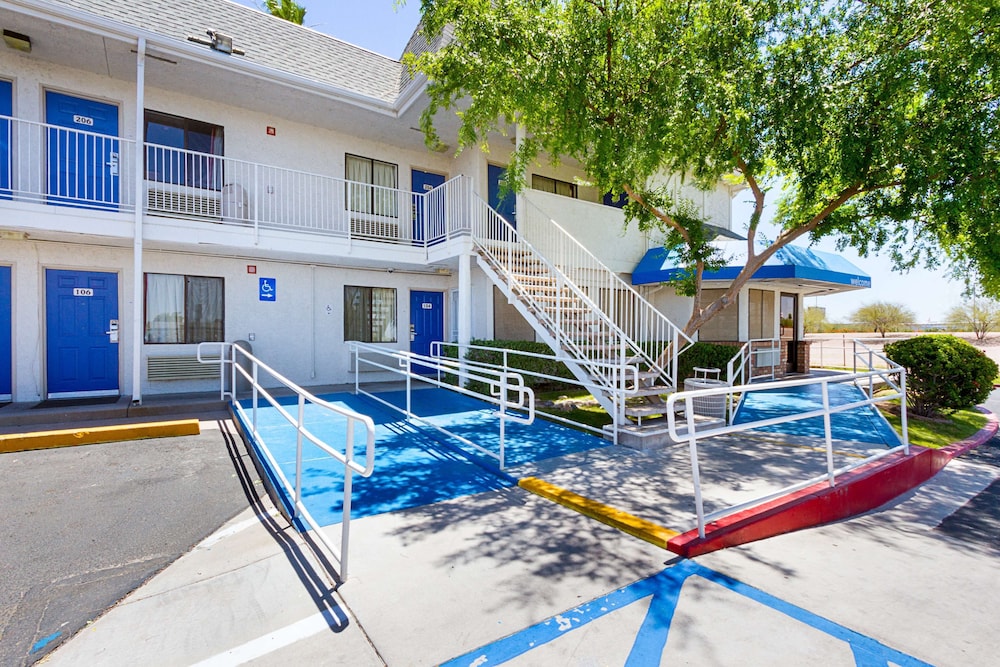 Motel6 Mesa, AZ - South 40/47